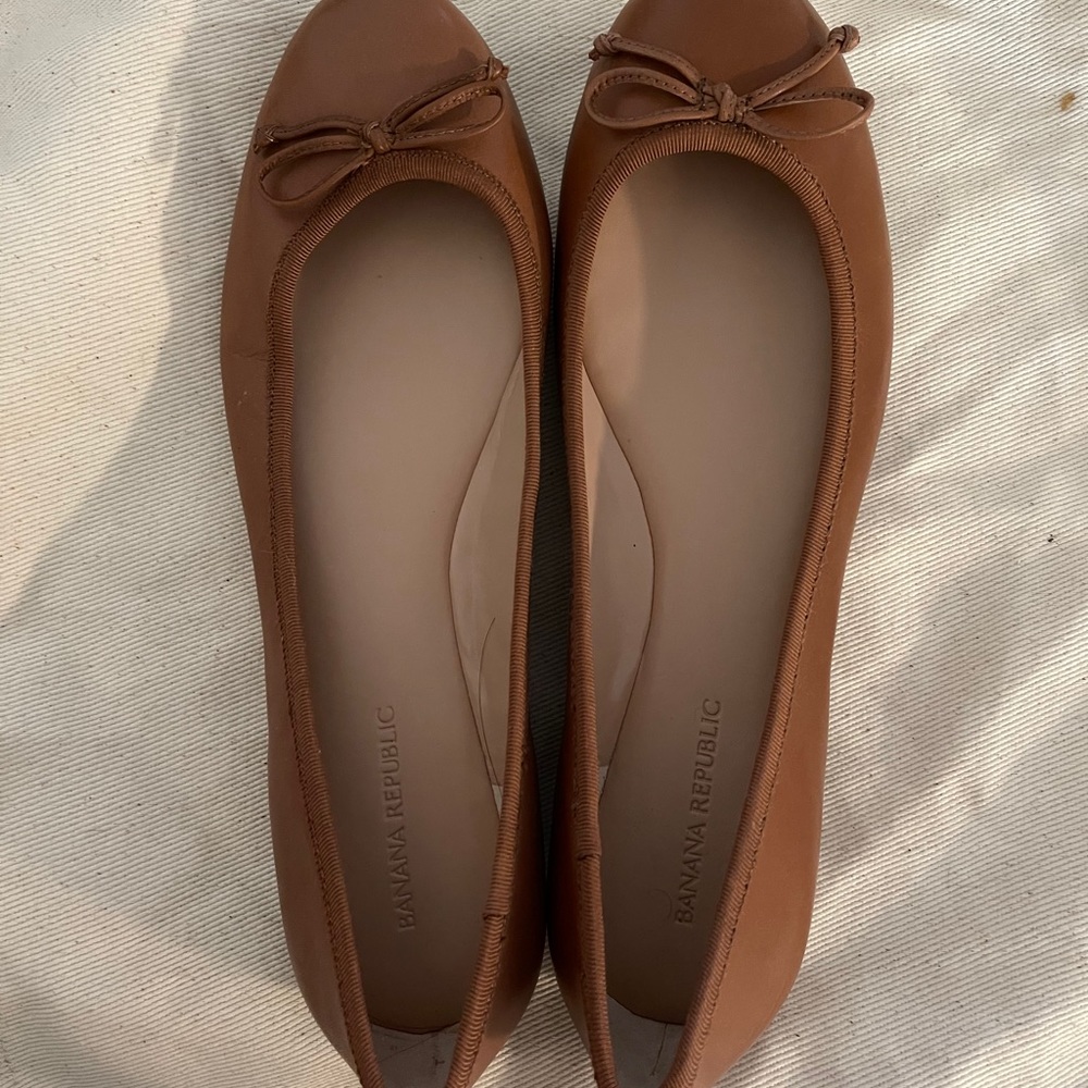 Banana Republic flats